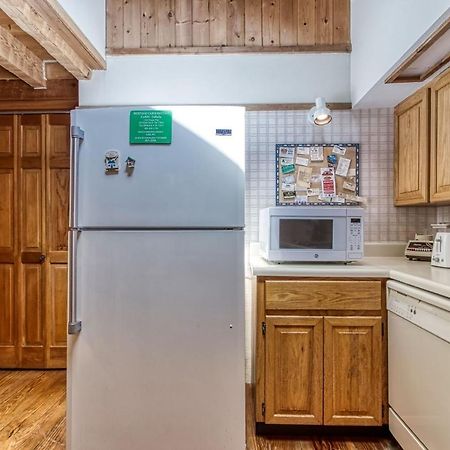 Valhalla - Private Rustic Getaway Cabin Сивиървил Екстериор снимка