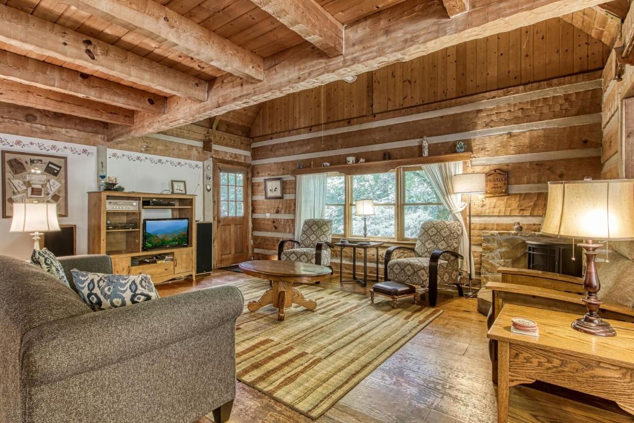 Valhalla - Private Rustic Getaway Cabin Сивиървил Екстериор снимка